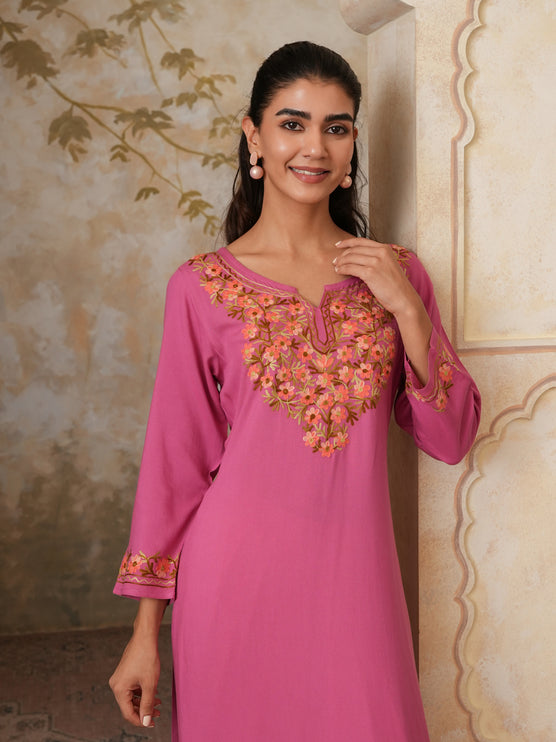 Huma Aari Work Straight Kurta