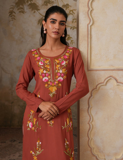Qazmi Women's Sahar Kashmiri Aari Work Straight Kurta