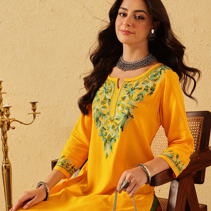 Qazmi Women's Noor Kashmiri Aari Work Straight Kurta