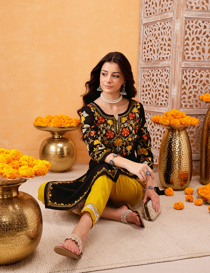 Mahnaz Aari Long Kurti For Women