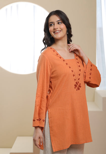 Qazmi Women Pure Cotton Square-Neck Aari  Embroidered Short Kurti