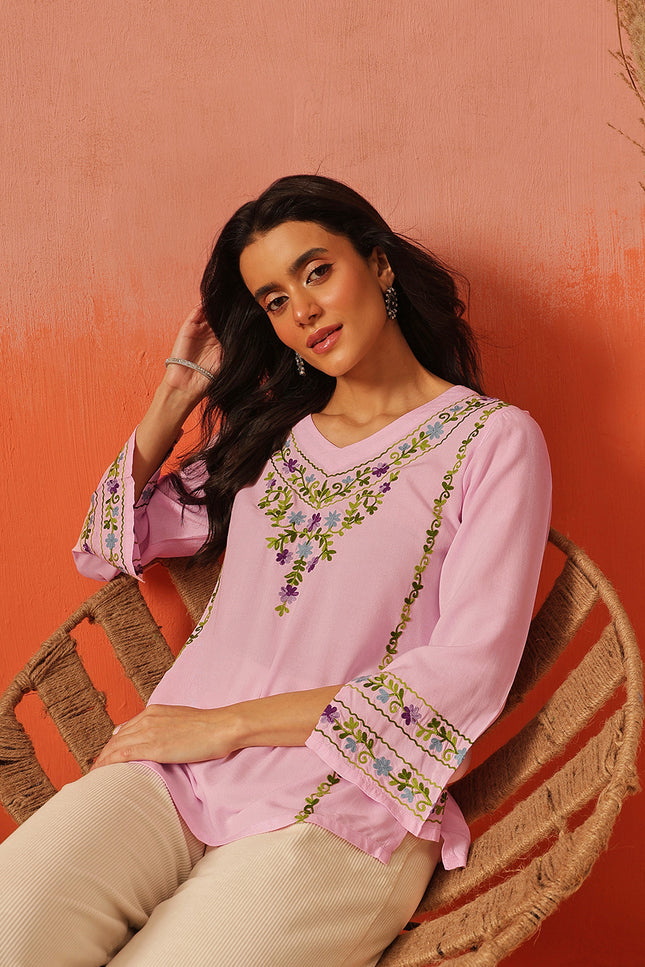 Qazmi Women's Amina Kashmiri Embroidered V-Neck Short Kurti