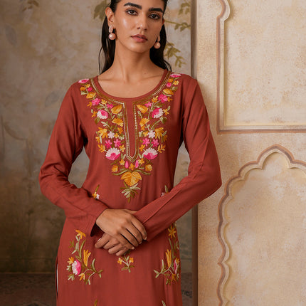 Qazmi Women's Sahar Kashmiri Aari Work Straight Kurta