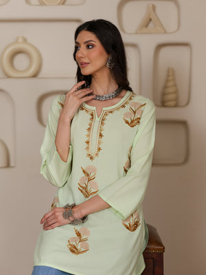 Qazmi Women Kashmiri Aari Embroidered Viscose Rayon Short Kurta