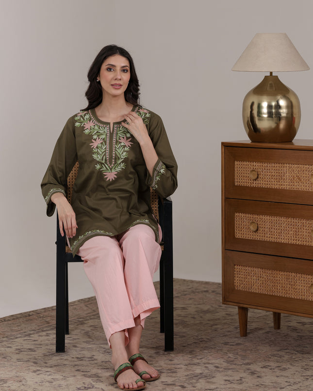 Qazmi Women Aari Embroidered Pure Cotton Short Kurta with Full Sleeves
