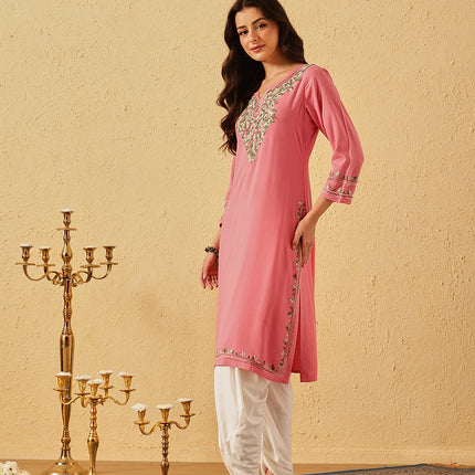 Qazmi Women's Mahsa Kashmiri Aari Work Peach Straight Kurta