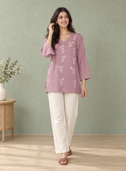 Qazmi Women Kashmiri Aari Embroidered Viscose Rayon Flared Sleeves Short Kurti