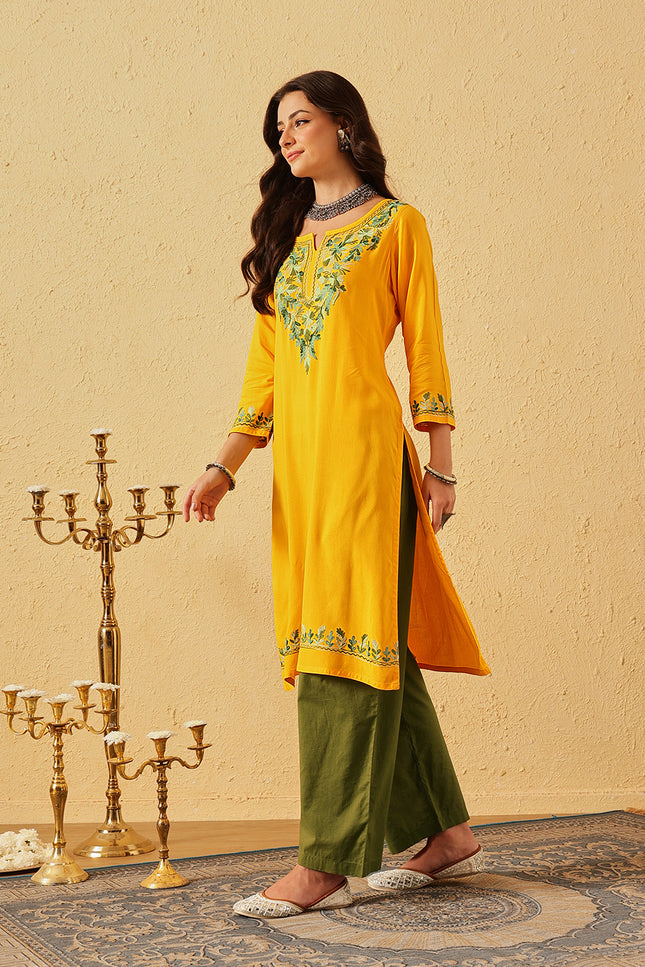 Qazmi Women's Noor Kashmiri Aari Work Straight Kurta