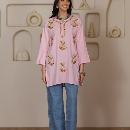 Qazmi Women Kashmiri Aari Embroidered Viscose Rayon Short Kurta