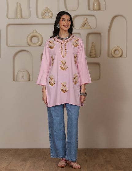 Qazmi Women Kashmiri Aari Embroidered Viscose Rayon Short Kurta