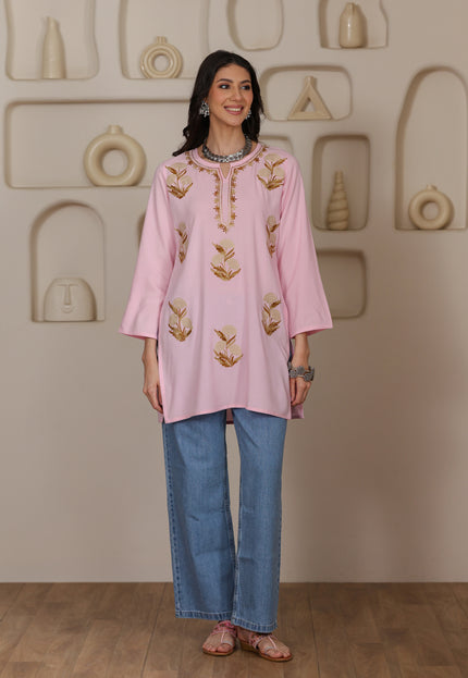 Qazmi Women Kashmiri Aari Embroidered Viscose Rayon Short Kurta