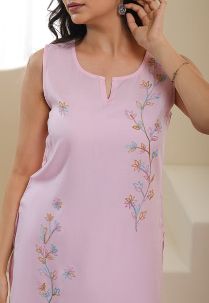 Qazmi Women Embroidered Viscose Rayon Sleeveless Embroidered Kurti