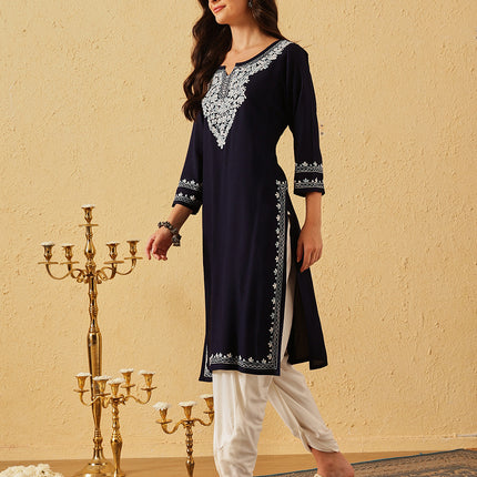 Qazmi Women's Mahsa Kashmiri Aari Work Peach Straight Kurta