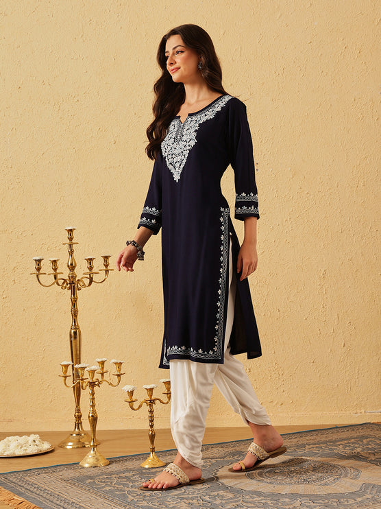Qazmi Women's Mahsa Kashmiri Aari Work Peach Straight Kurta