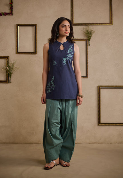 Qazmi Women’s Pure Cotton Aari Embroidered Corset Back Sleeveless Kurta with Farshi Salwar