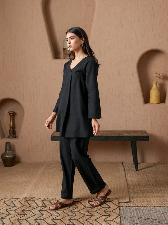 Qazmi Women's Cotton Linen Kashmiri Aari Work CoOrd Set