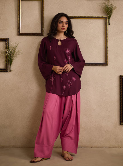 Qazmi Women Floral Aari Embroidered Viscose Rayon Kurti with Farshi Salwar