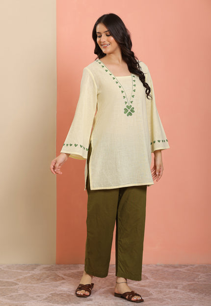 Qazmi Women Pure Cotton Square-Neck Aari  Embroidered Short Kurti