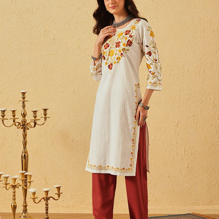 QAZMI Floral Embroidered Keyhole Neck Chinarkari Straight Kurta