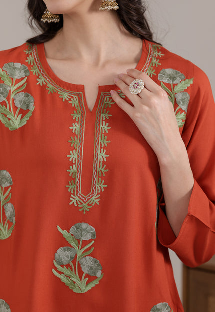 Qazmi Women Kashmiri Aari Embroidered Viscose Rayon Short Kurta