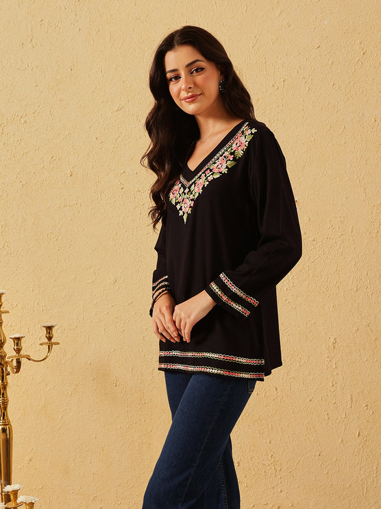 Qazmi Women's Amina Kashmiri Embroidered V-Neck Short Kurti