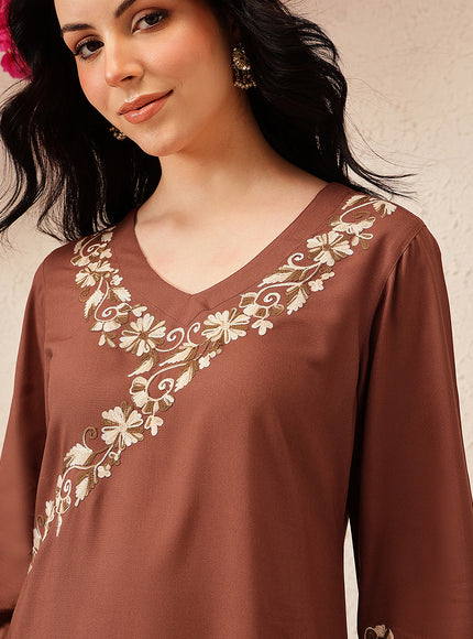 Qazmi Women's Jina V-Neck Kashmiri Aari Work Full Sleeves Kurti