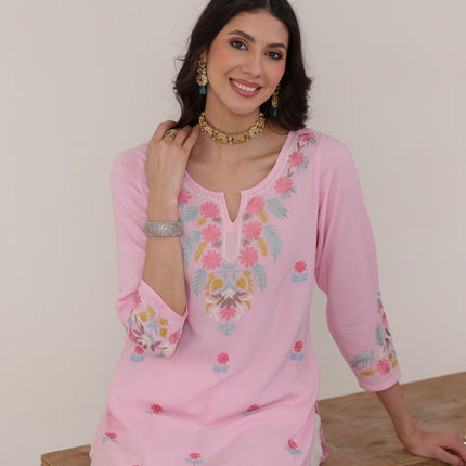 Qazmi Women Aari Embroidered Viscose Rayon Straight Kurta