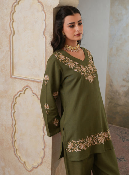 Qazmi Women's Kashmiri Chinarkari Work Olive Green CoOrd Set