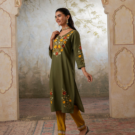 Qazmi Women's Zaynab Kashmiri Aari Work Cotton Linen Olive Green Kurta