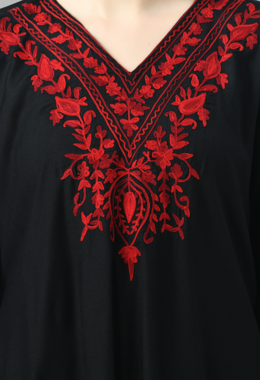 Qazmi  V-Neck Flared Sleeves Aari Work Kaftan Kurti