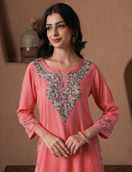 Qazmi Women's Mahsa Kashmiri Aari Work Straight Kurta