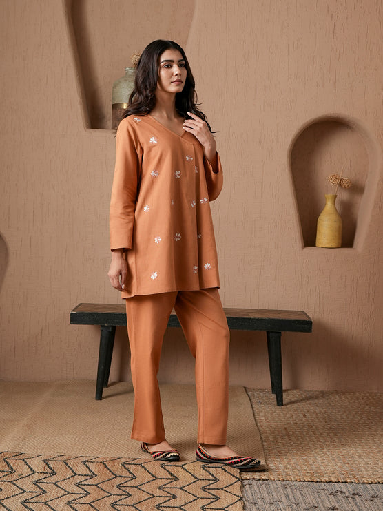 Qazmi Women's Cotton Linen Kashmiri Aari Work CoOrd Set