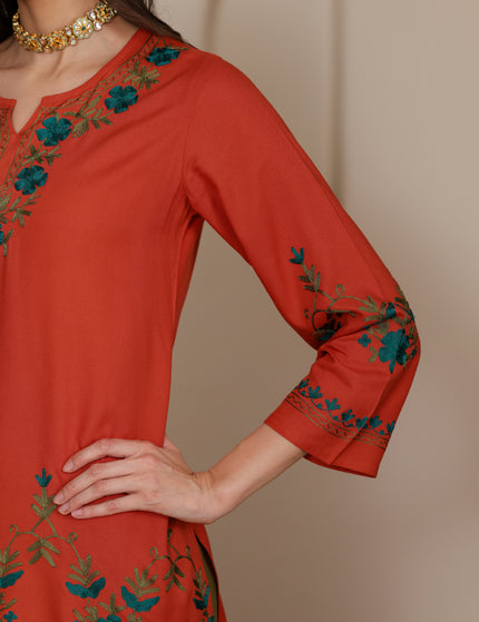Qazmi Women Aari Embroidered Viscose Rayon Ethnic Short Kurta