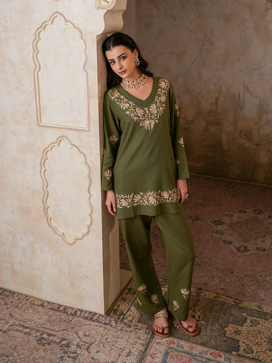 Qazmi Women's Kashmiri Chinarkari Work Olive Green CoOrd Set