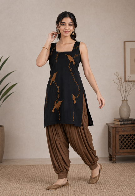 Qazmi Women Embroidered Viscose Rayon Sleeveless Kurti with Square Neck & Tie-Up Back