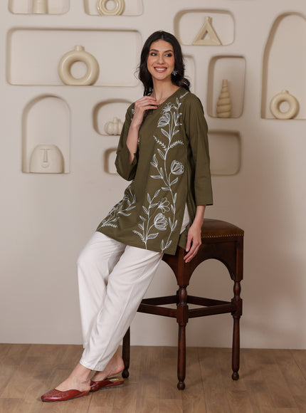 Qazmi Women's Aari Embroidered Pure Cotton Short Kurta