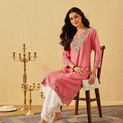 Qazmi Women's Mahsa Kashmiri Aari Work Peach Straight Kurta