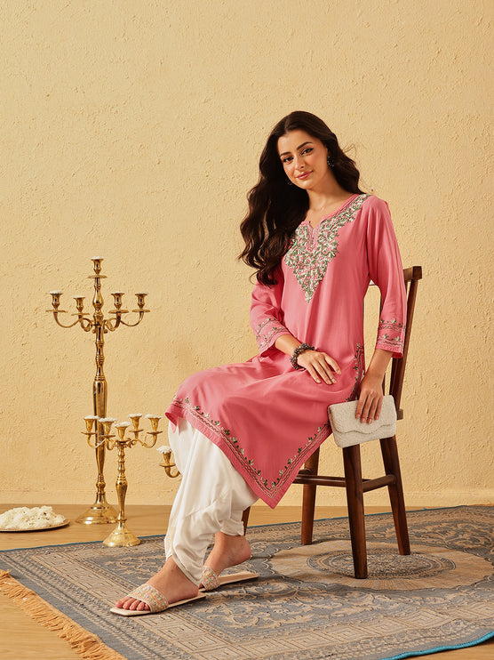 Qazmi Women's Mahsa Kashmiri Aari Work Peach Straight Kurta