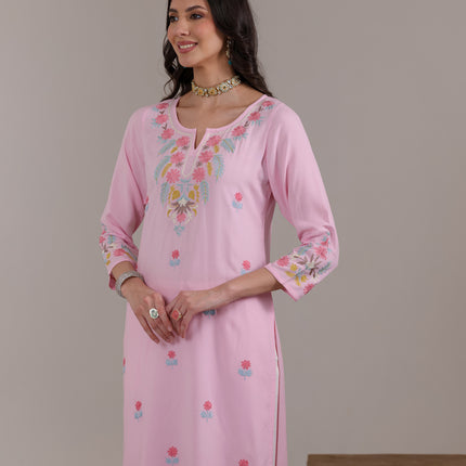Qazmi Women Aari Embroidered Viscose Rayon Straight Kurta