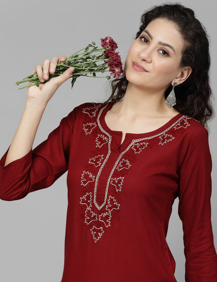 Tila Work Maroon Long Kurti For Women