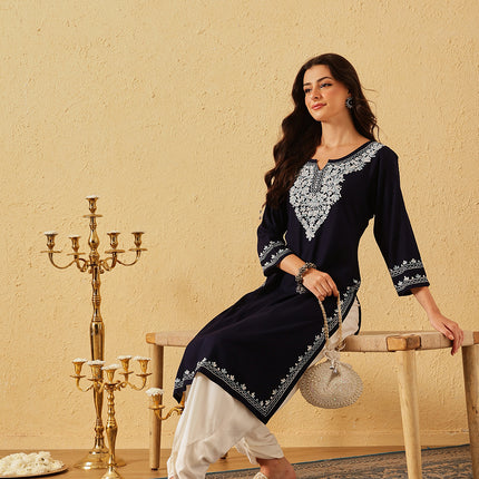 Qazmi Women's Mahsa Kashmiri Aari Work Peach Straight Kurta