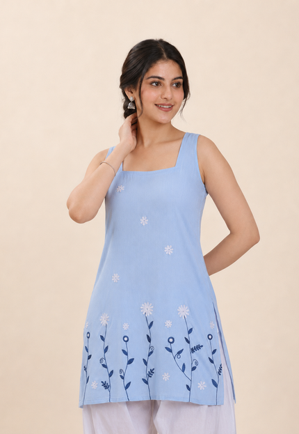 QAZMI Women Floral Embroidered Sleeveless Kurti