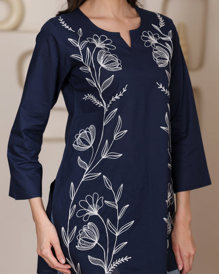 Qazmi Women's Aari Embroidered Pure Cotton Short Kurta