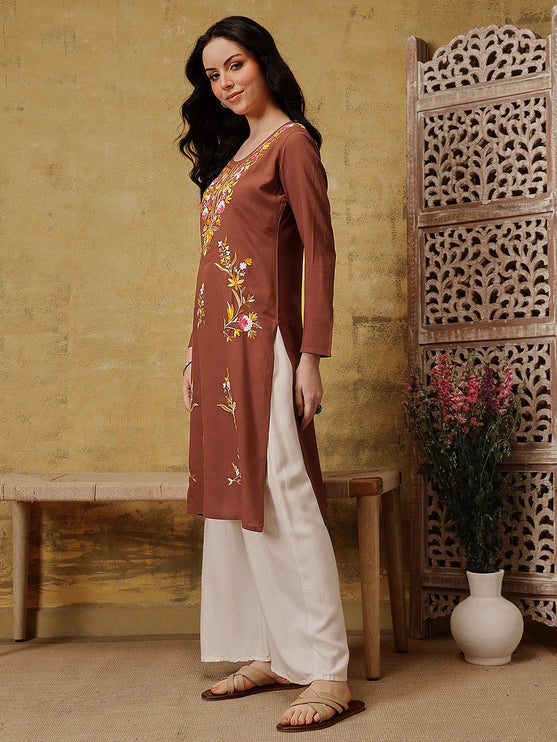 Qazmi Women's Sahar Kashmiri Aari Work Straight Kurta