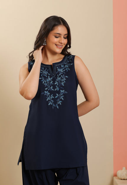 Qazmi Women Embroidered Viscose Rayon Sleeveless Embroidered Kurti