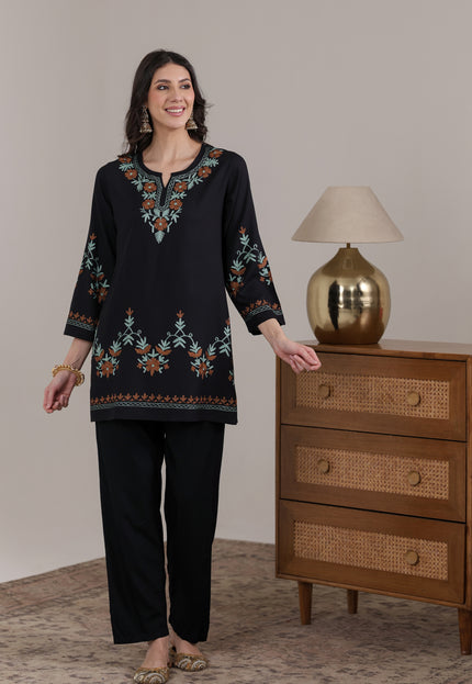 Qazmi Women Aari Embroidered Viscose Rayon Ethnic Short Kurta