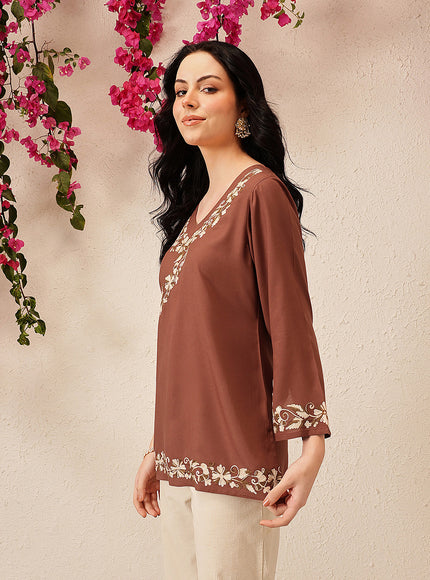 Qazmi Women's Jina V-Neck Kashmiri Aari Work Full Sleeves Kurti
