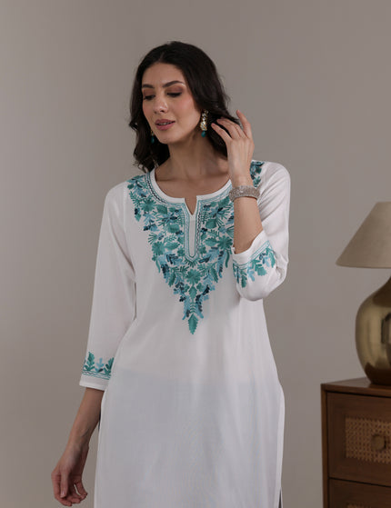 Qazmi Women's Noor Kashmiri Aari Work Straight Kurta