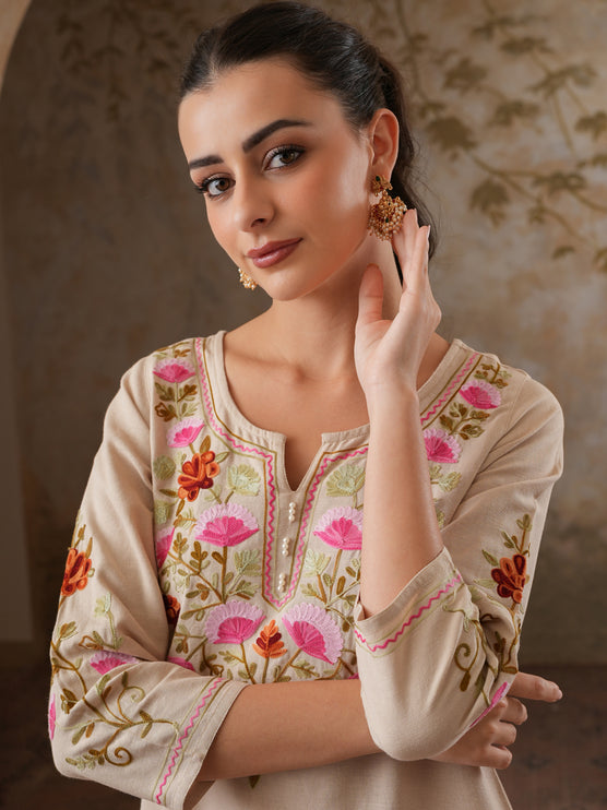 Qazmi Women's Zaynab Kashmiri Aari Work Cotton Linen Olive Green Kurta