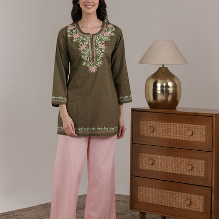 Qazmi Women Aari Embroidered Pure Cotton Short Kurta with Full Sleeves